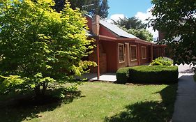 Tahara Cottage